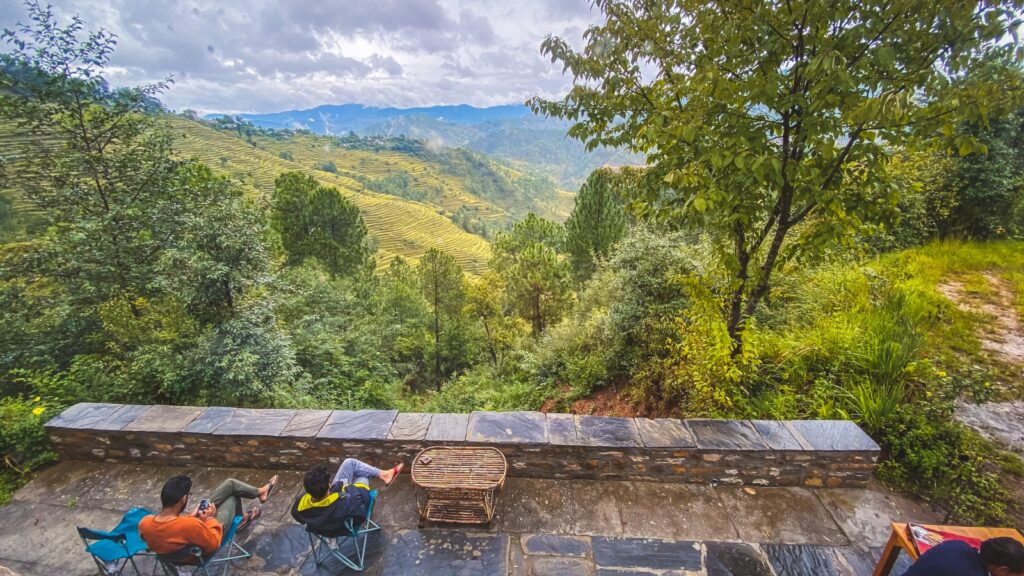 MountainSlopeViewsfromItmenaanEstate