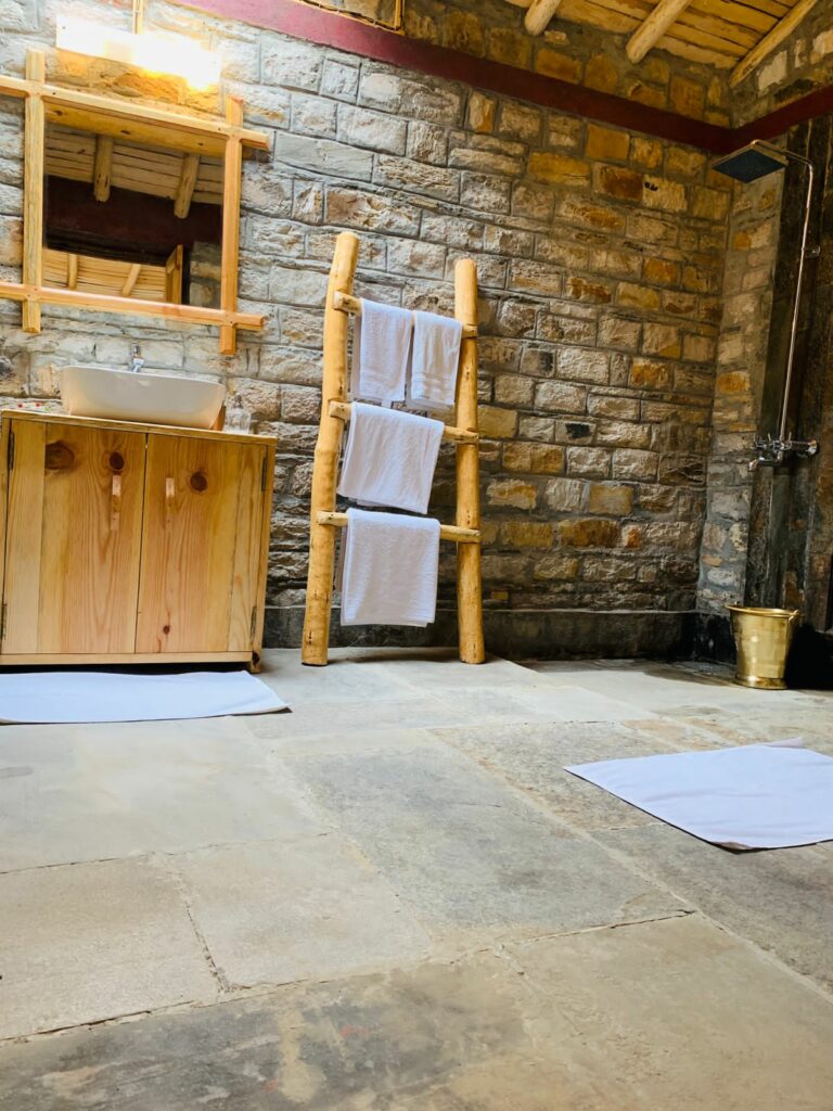 Deodar Cottage 1 Washroom 2